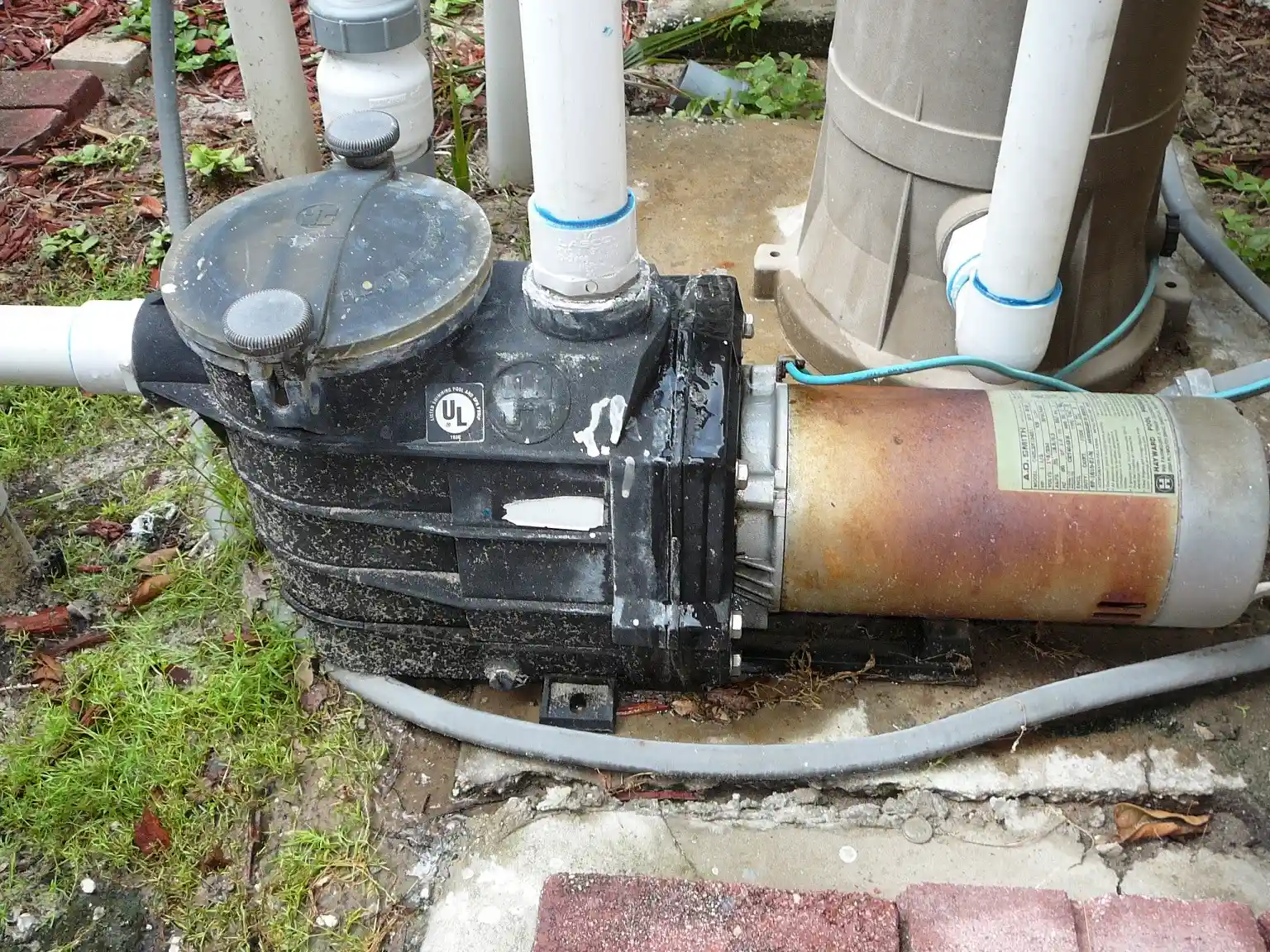 "Dry running protection" is very important, see how its work?